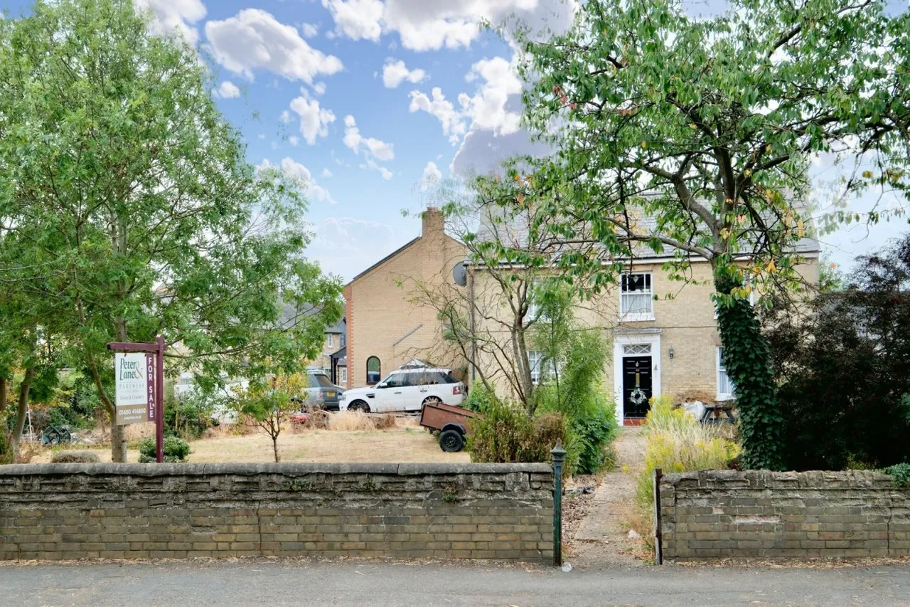 High Street, Warboys, PE28, photo 12
