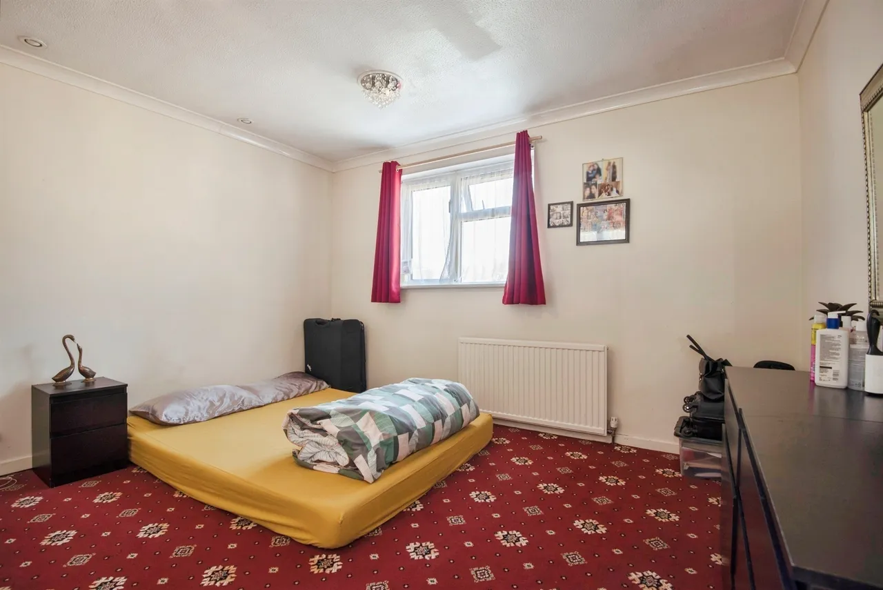 York Road, Stevenage, photo 11