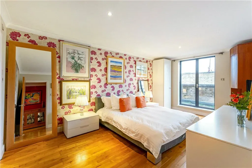 Curlew Street, London, SE1, photo 31