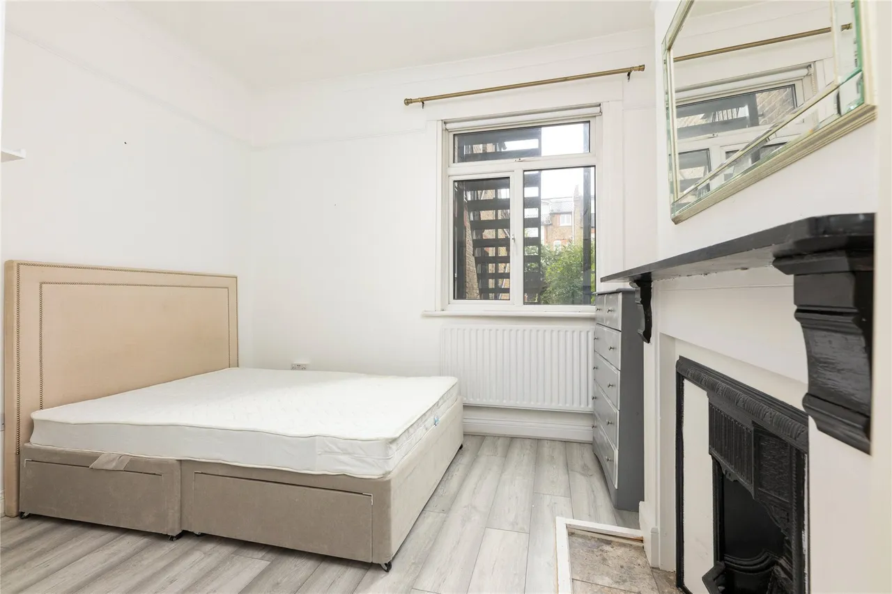 Clonmore Street, Southfields, SW18, photo 5