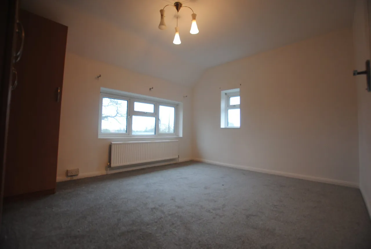Robin Hood Lane, Blue Bell Hill, Chatham, Kent, ME5 9QU, photo 10