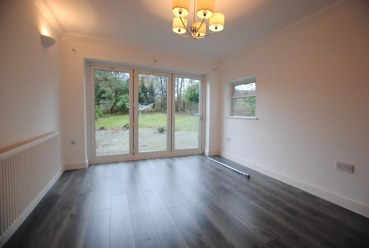 Robin Hood Lane, Blue Bell Hill, Chatham, Kent, ME5 9QU, photo 5