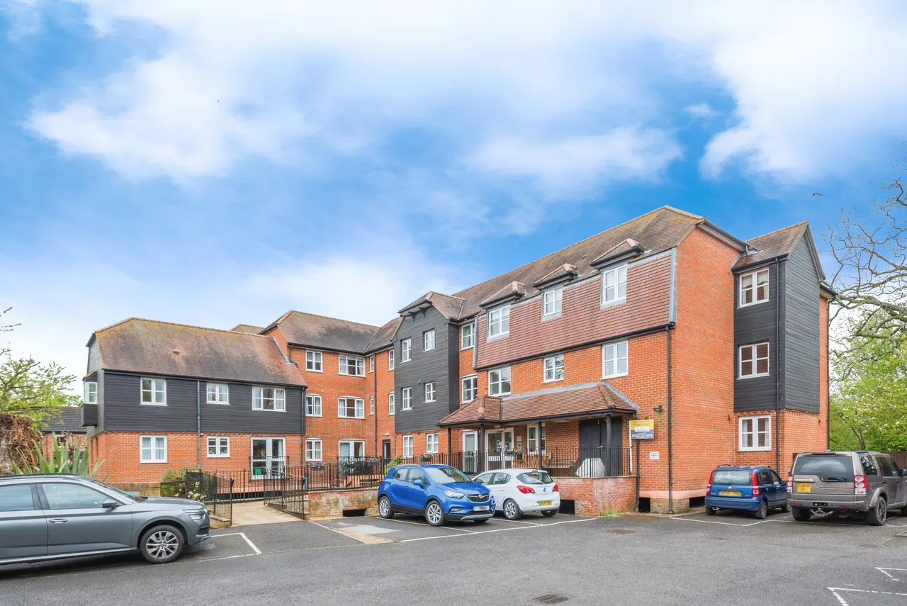 Mill Stream Court, Abingdon, OX14, photo 2