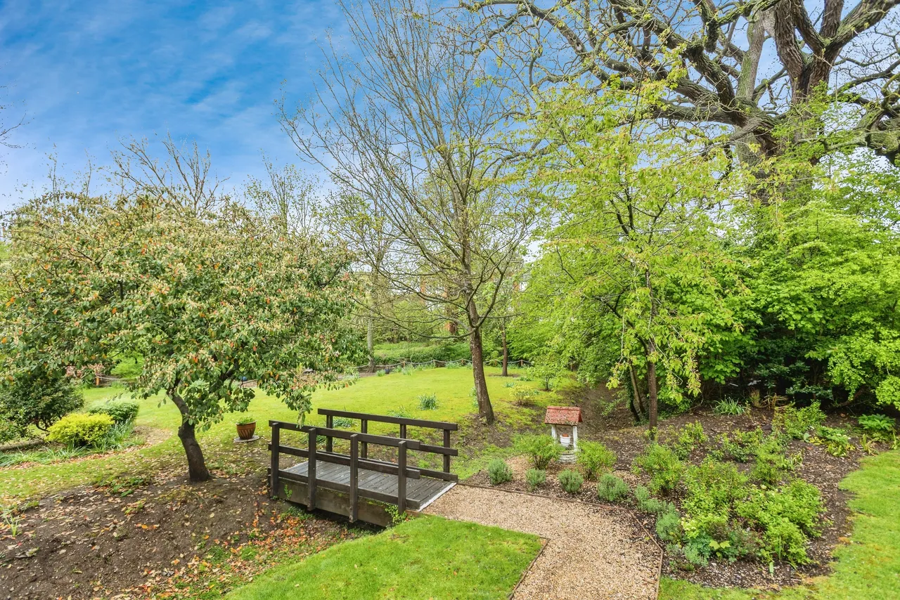 Mill Stream Court, Abingdon, OX14, photo 14