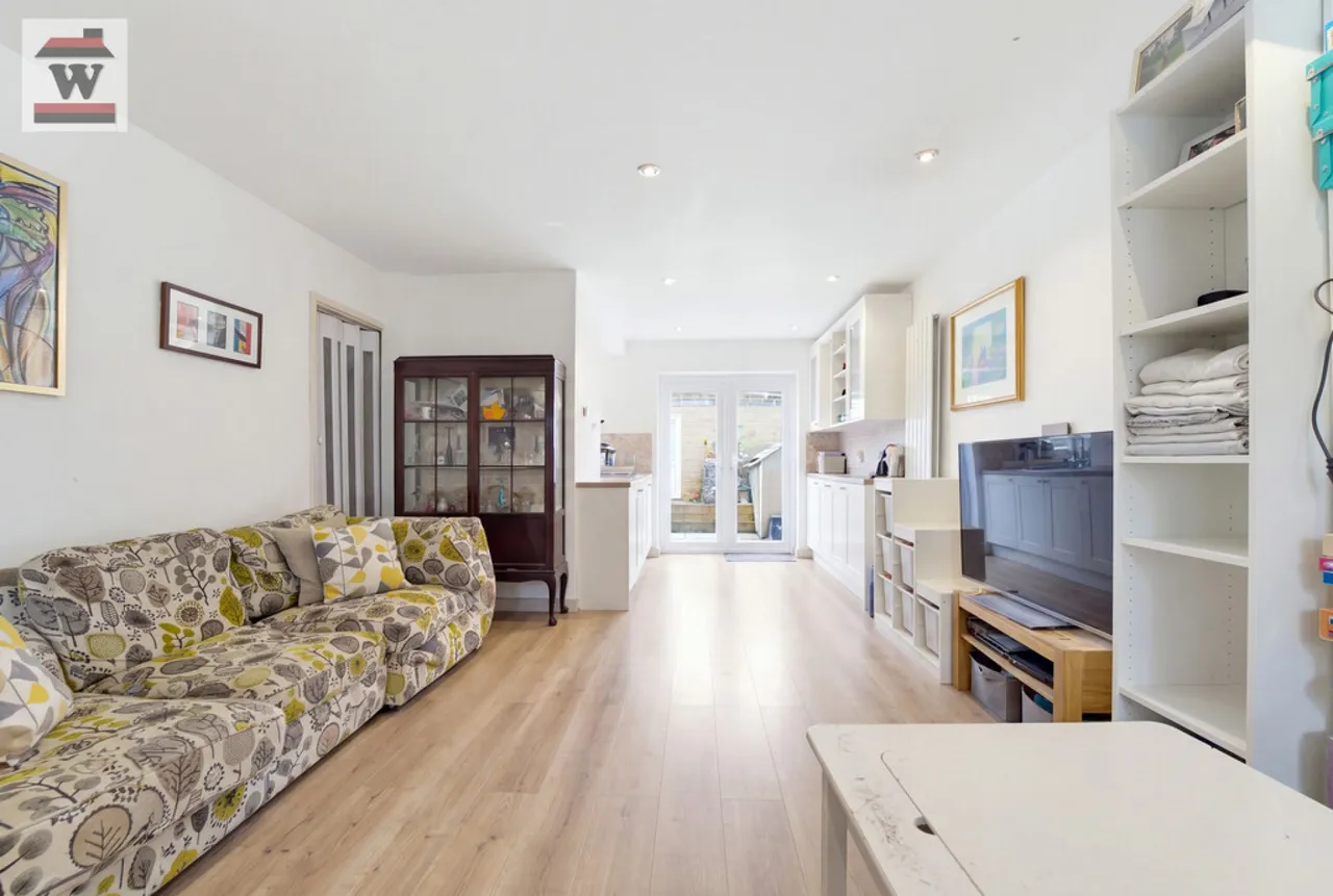 Hawksway, Staines-upon-Thames, TW18, photo 5