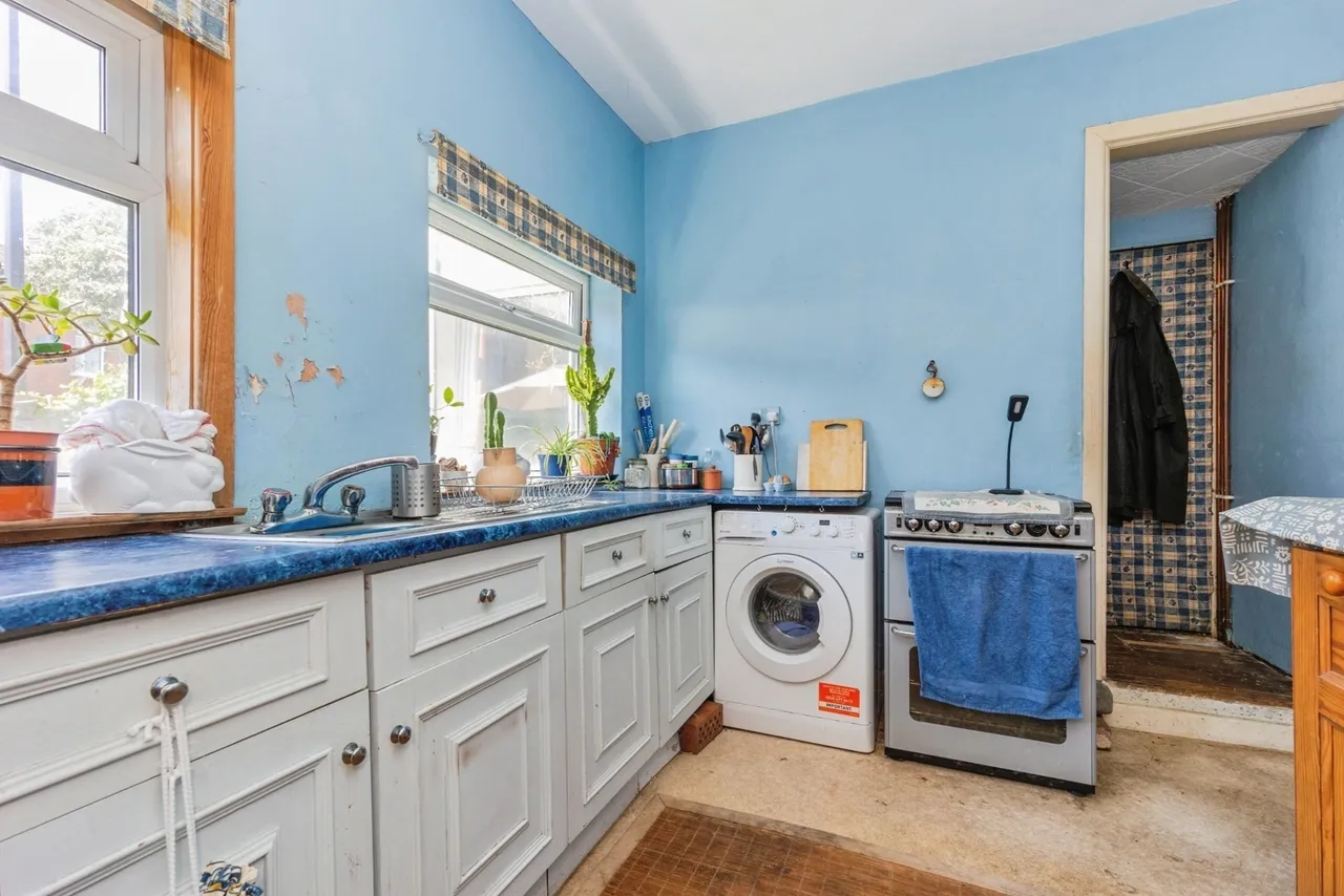 Skaife Road, Sale, Greater Manchester, M33, photo 7