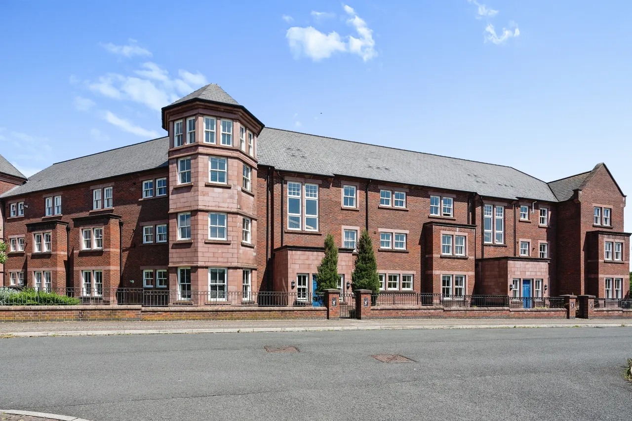 2 bed flat for sale — Stansfield Drive, Grappenhall, Warrington, Cheshire, WA4