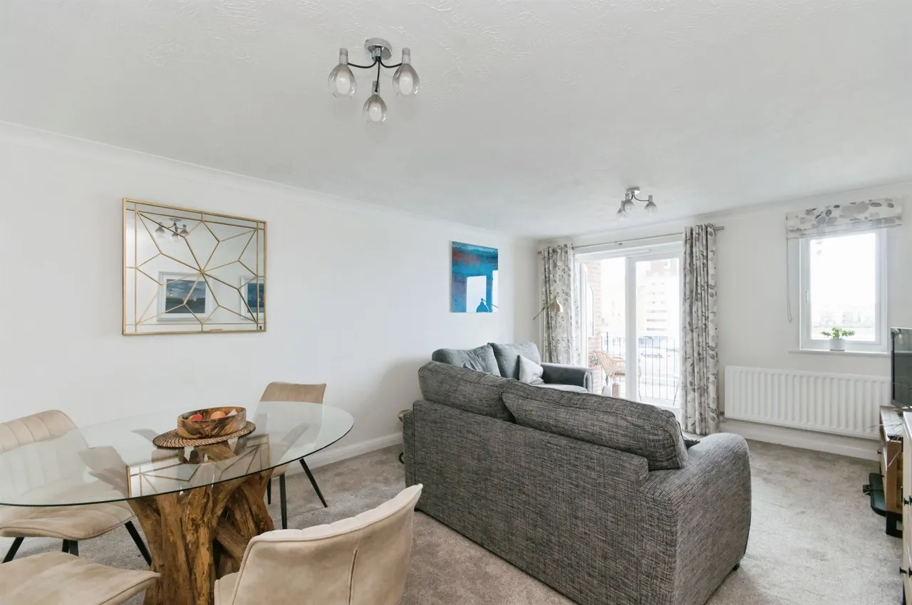 Bermuda Place, Eastbourne, photo 7