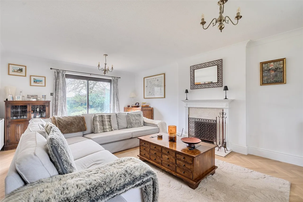Northfields, Bulkington, SN10, photo 2