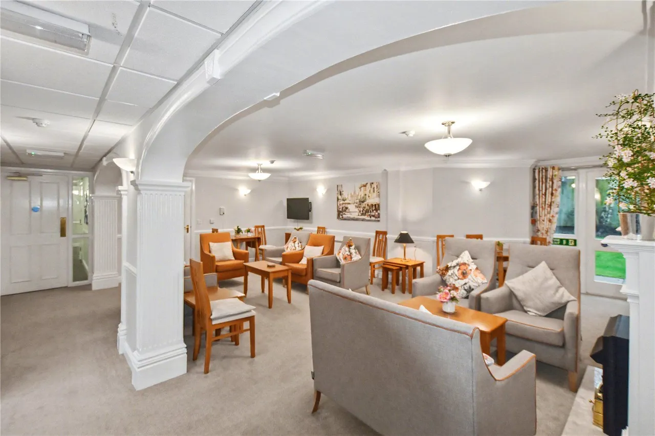Park Avenue, Leeds, LS8, photo 11