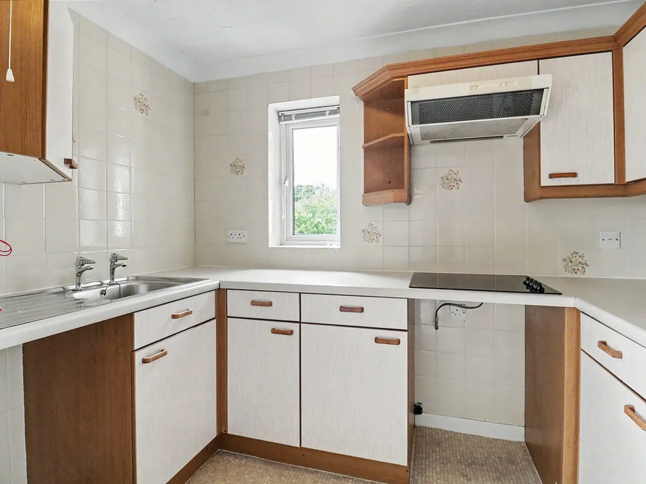London Road, Northwich, photo 8