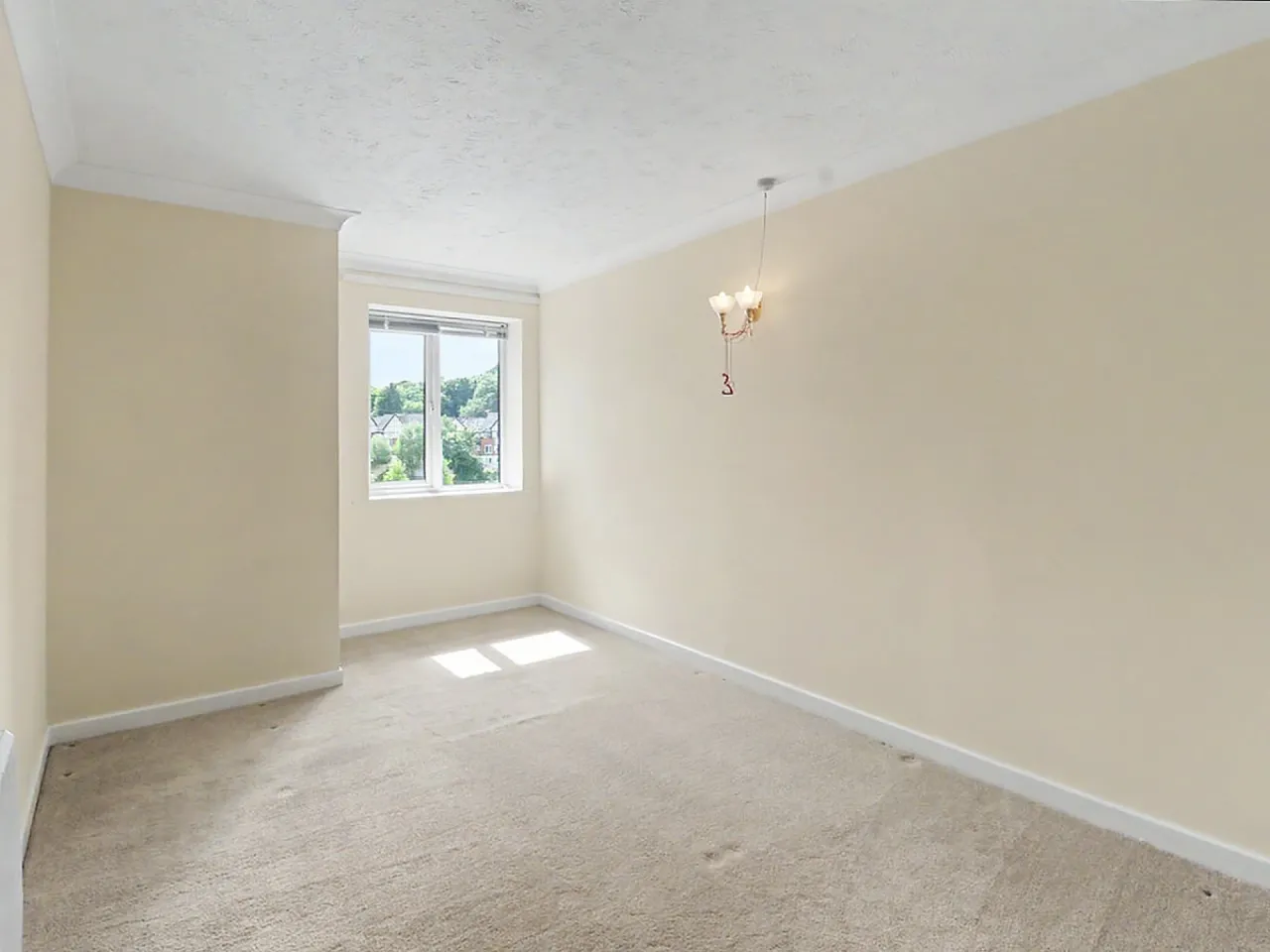 London Road, Northwich, photo 11