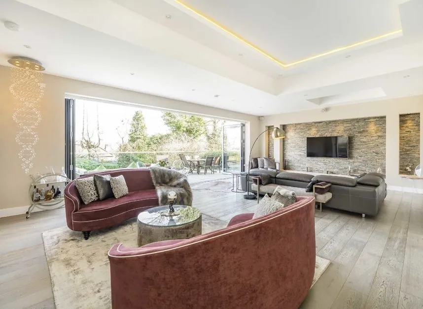 The Ridings, Ealing, W5, photo 2