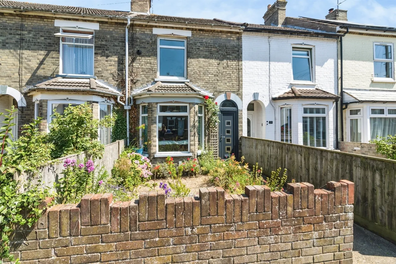 3 bed house for sale — London Road, Kessingland, Lowestoft