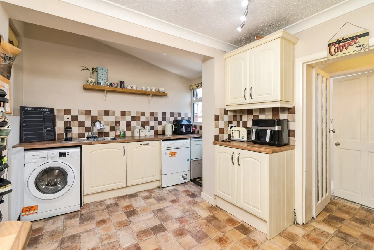 London Road, Kessingland, Lowestoft, photo 9