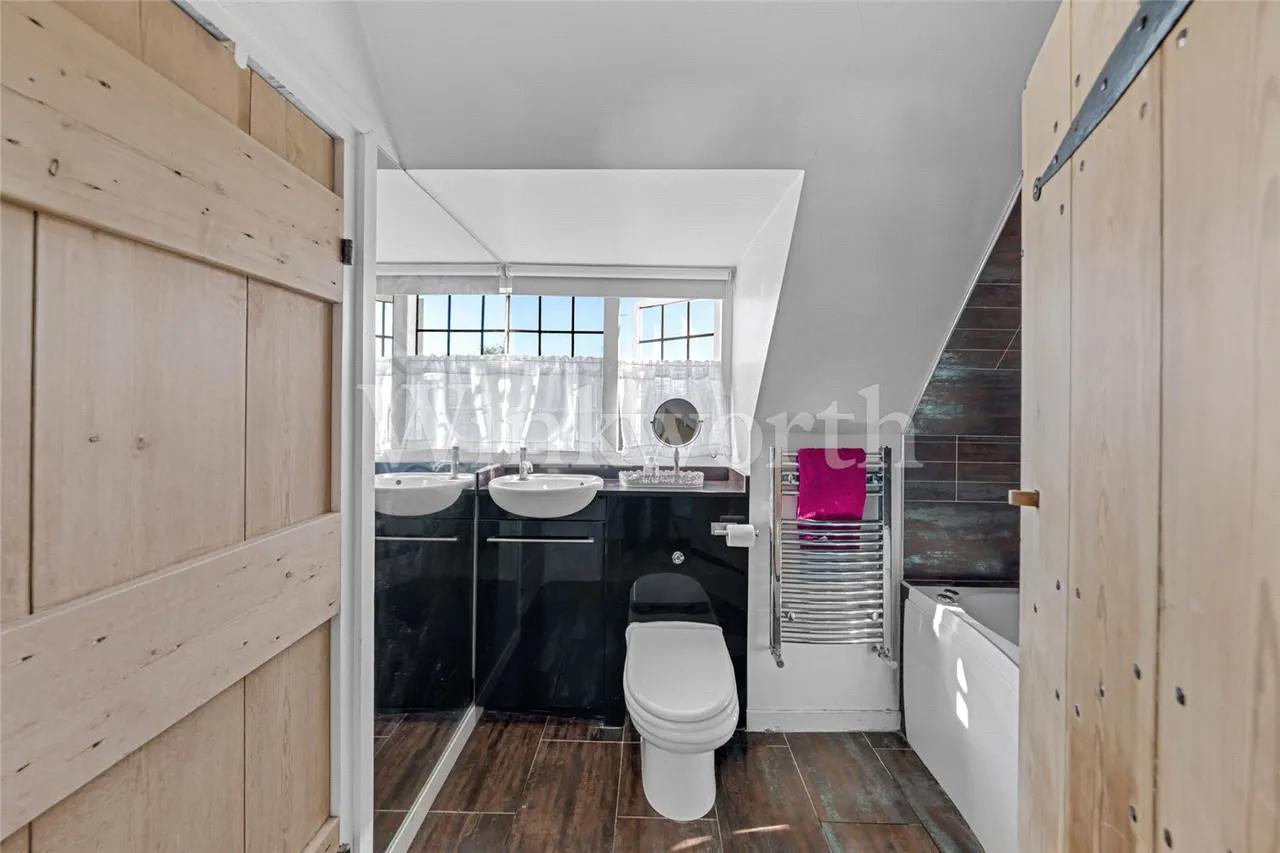 Heath Close, London, NW11, photo 4