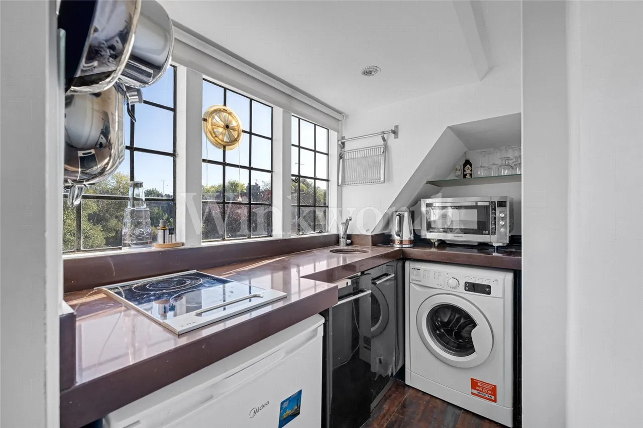 Heath Close, London, NW11, photo 8