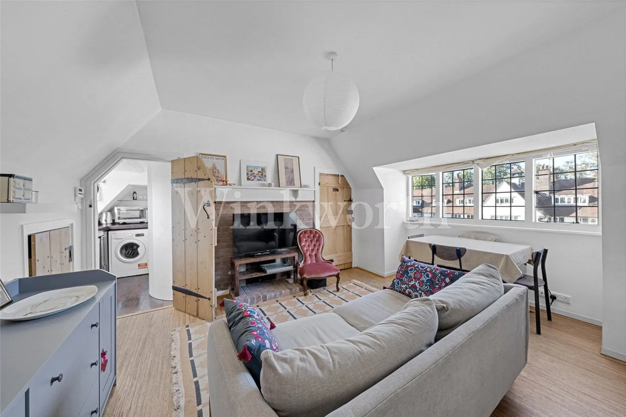 Heath Close, London, NW11, photo 5