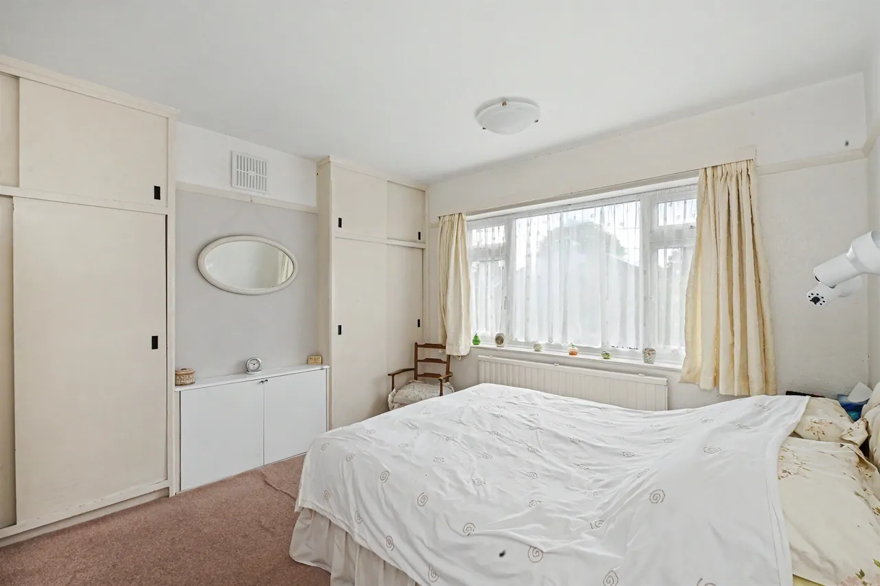 Church Road, Pitstone, Leighton Buzzard, photo 9