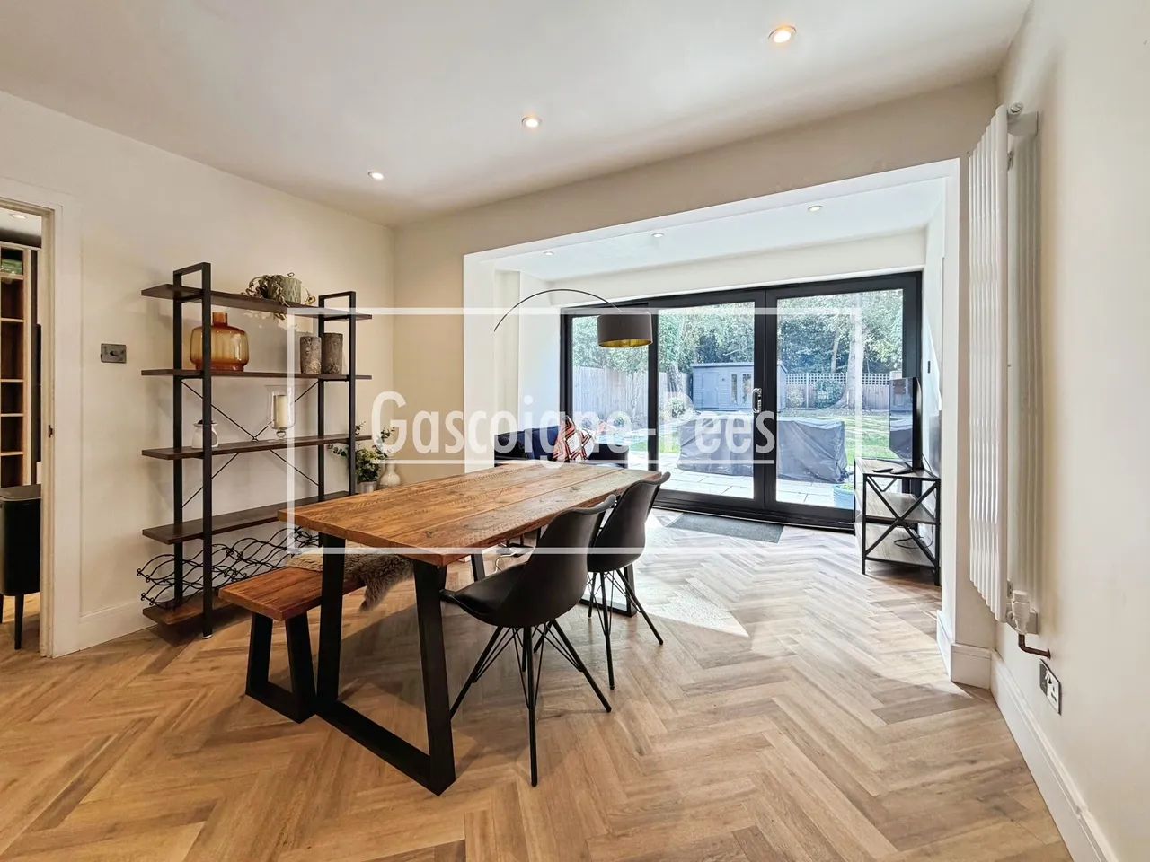 Lovelace Drive, GU22, photo 4