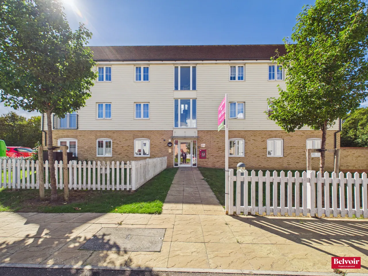 2 bed flat for sale — Cloughton Avenue, Braintree, Essex, CM7