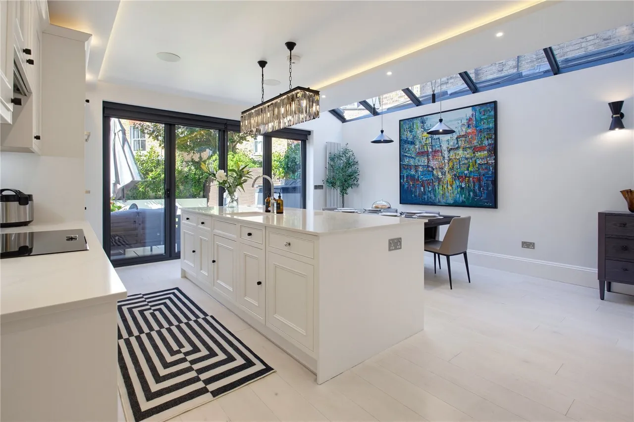 Alfriston Road, London, SW11, photo 5