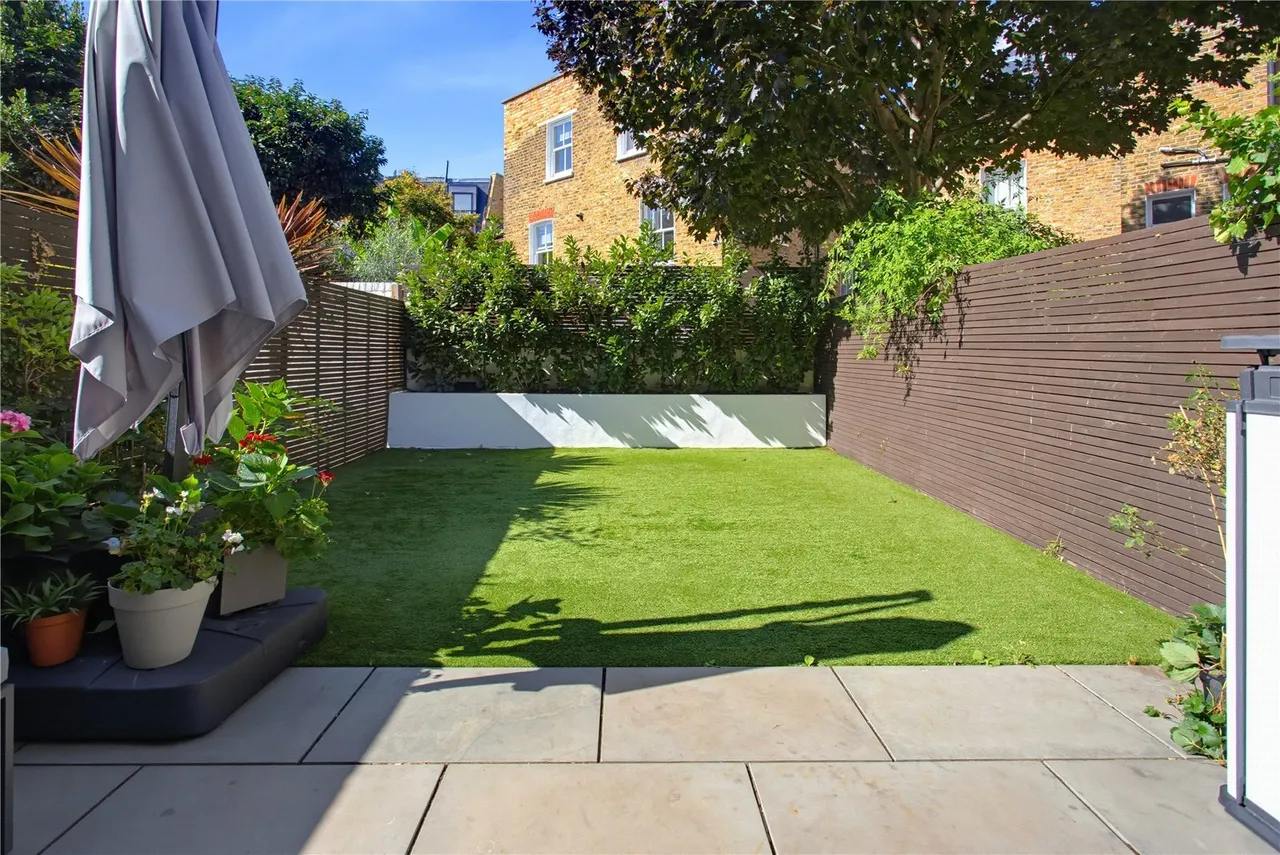 Alfriston Road, London, SW11, photo 12