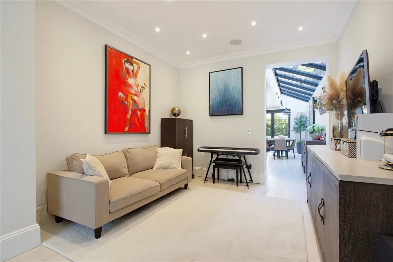 Alfriston Road, London, SW11, photo 4
