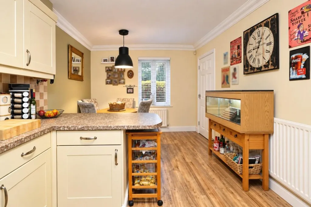 Turgis Road, Fleet, photo 7