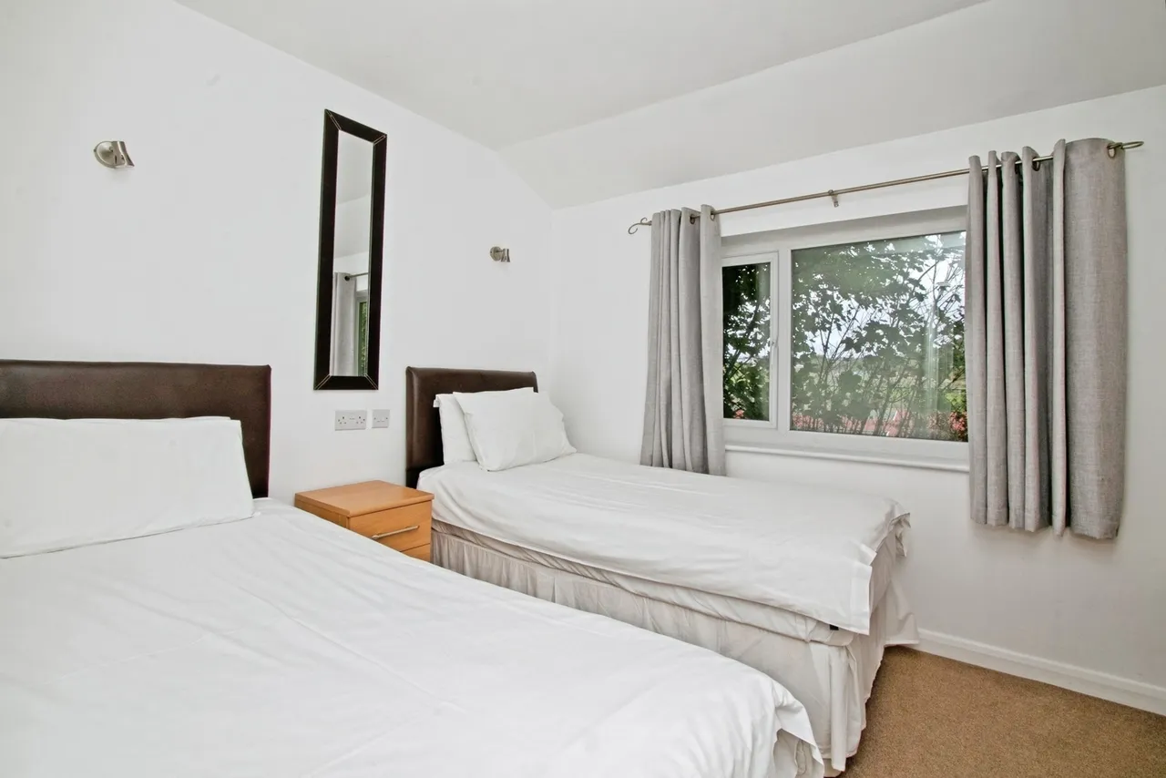 Manor Villas, Atlantic Reach, TR8, photo 5