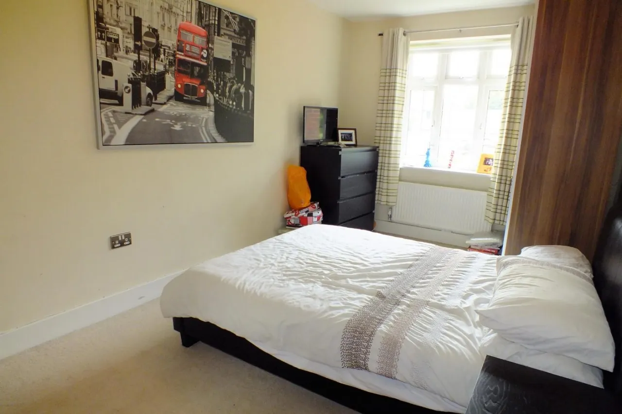 Sandmoor Avenue, Leeds, LS17, photo 9