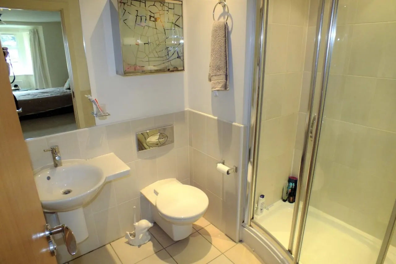 Sandmoor Avenue, Leeds, LS17, photo 8