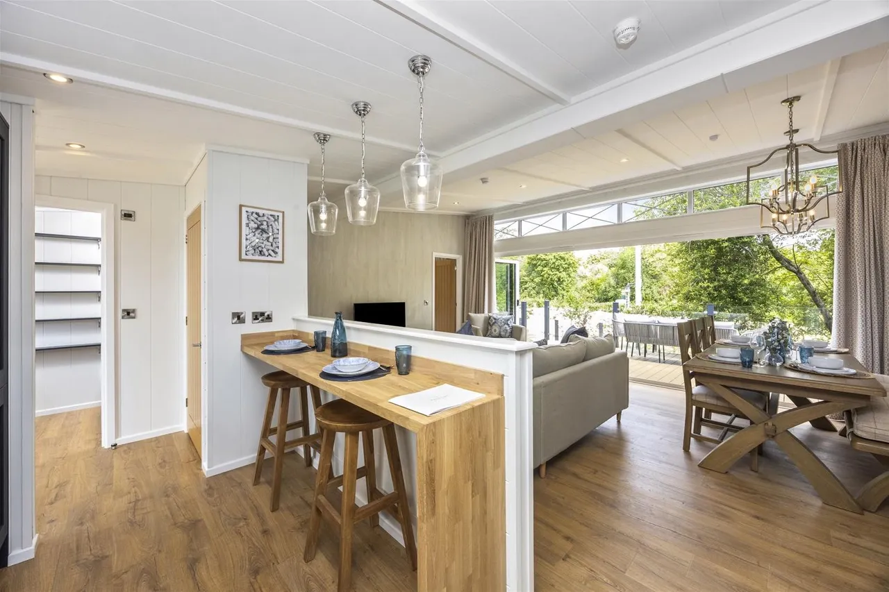 Bluebell Park, Sumners Ponds, Barns Green, Horsham, photo 9
