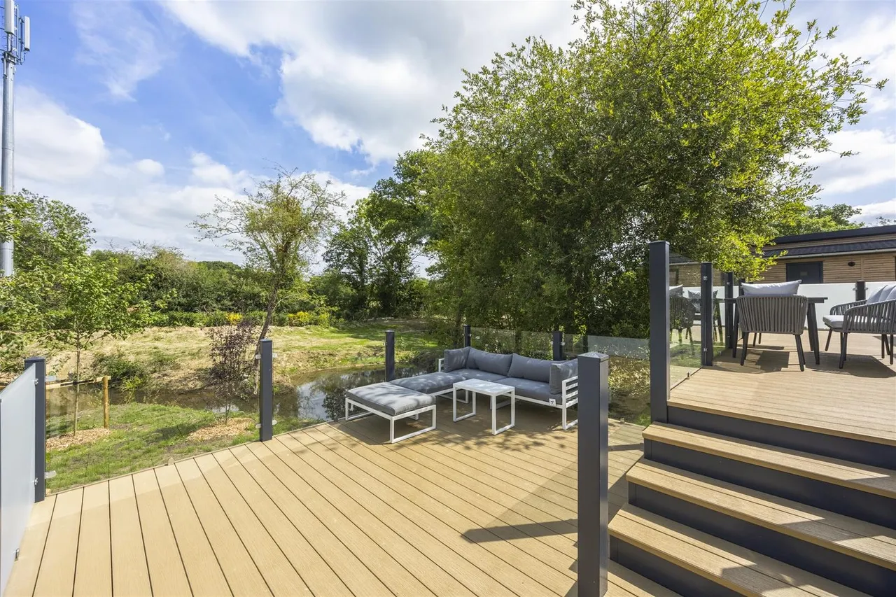Bluebell Park, Sumners Ponds, Barns Green, Horsham, photo 12