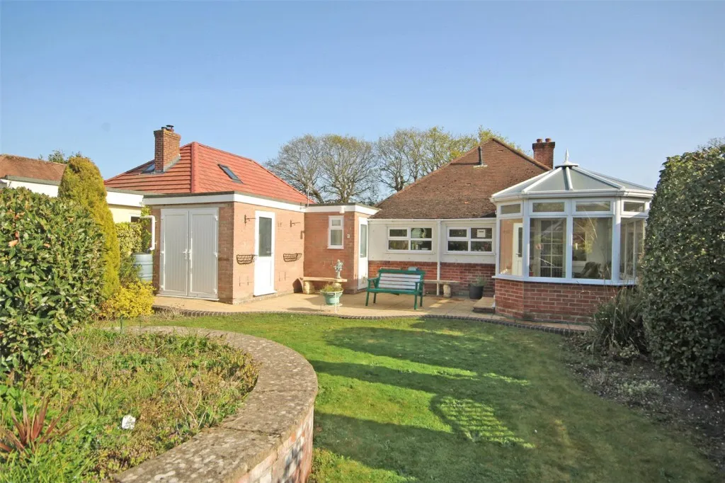 New Milton, Hampshire, photo 14