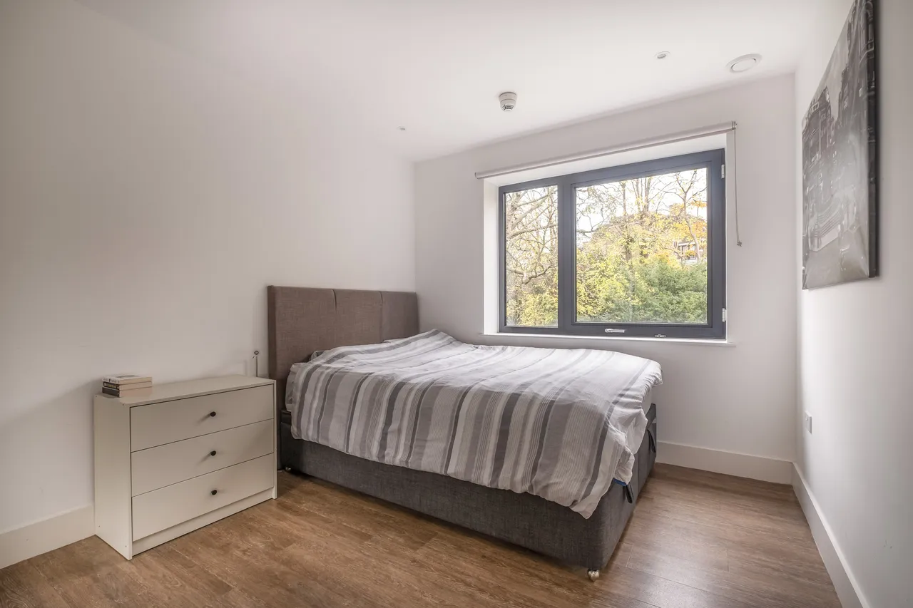 Pipit Drive, London, SW15, photo 7