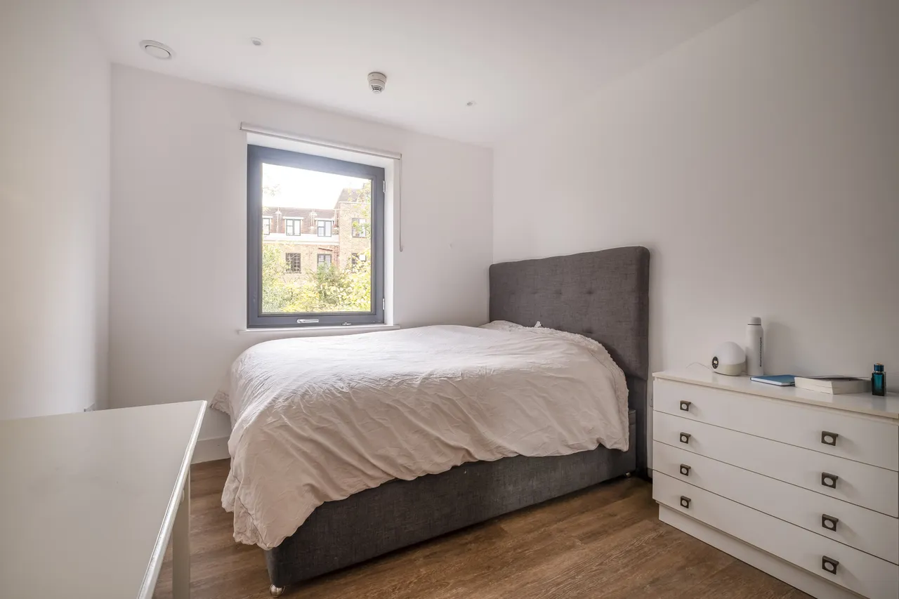 Pipit Drive, London, SW15, photo 10