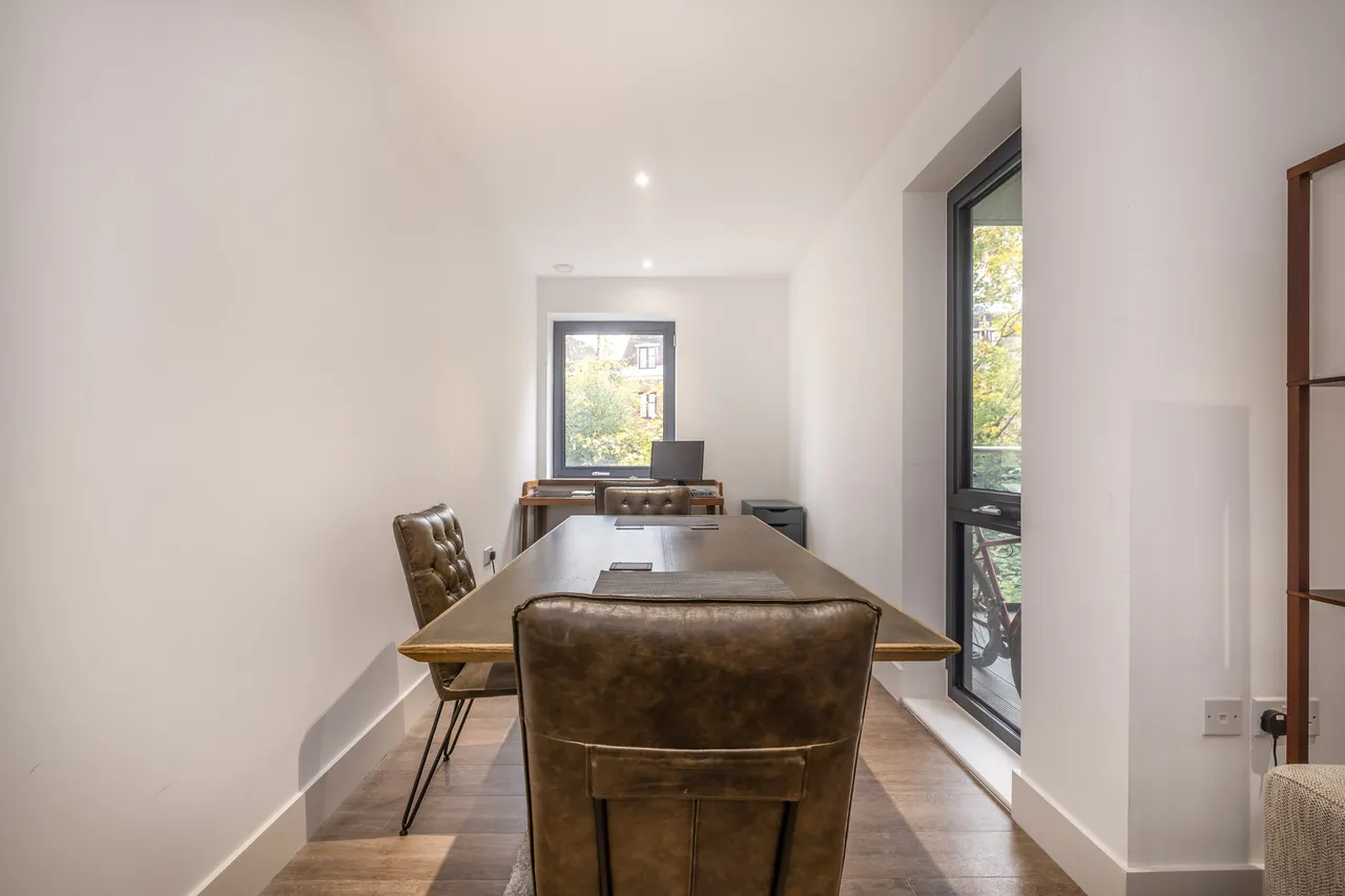 Pipit Drive, London, SW15, photo 4