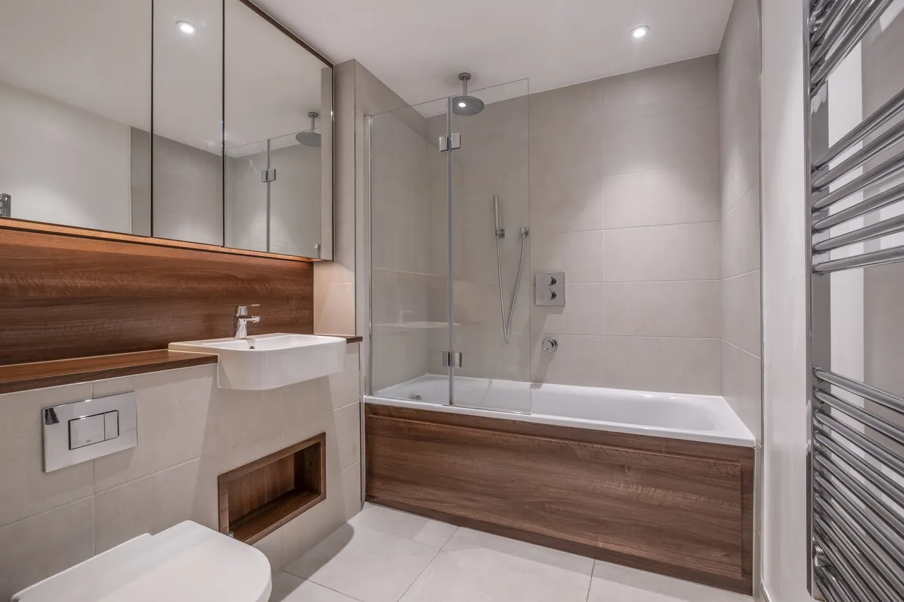 Pipit Drive, London, SW15, photo 11