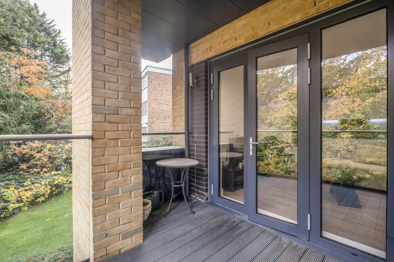Pipit Drive, London, SW15, photo 6