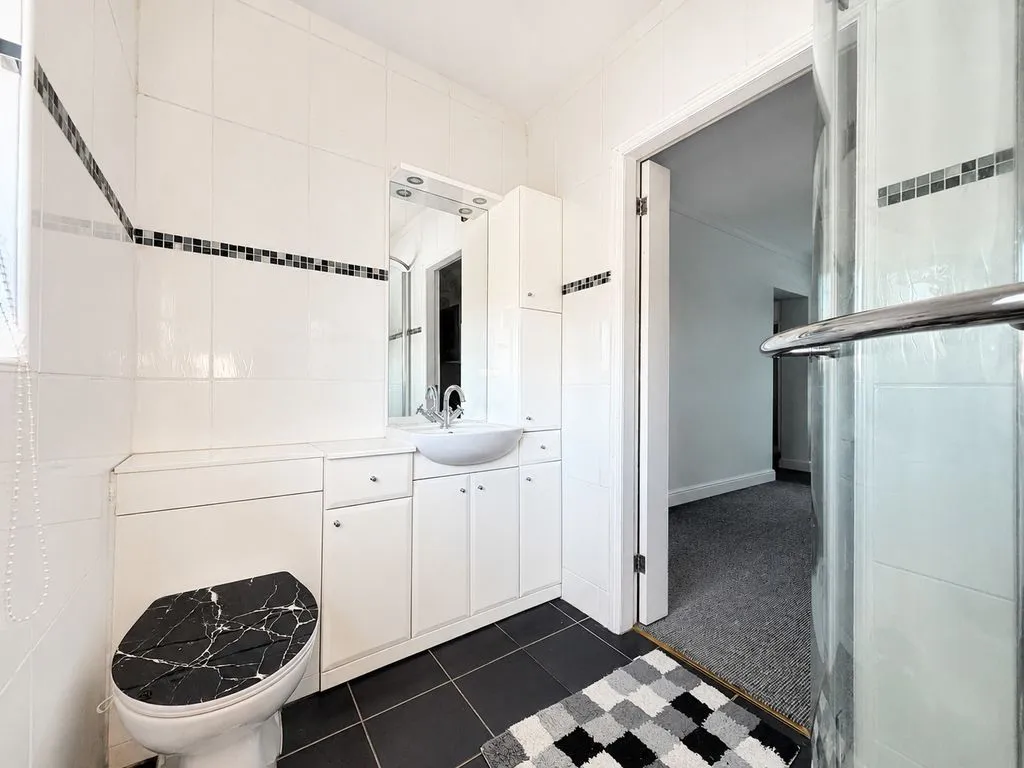 Dartmouth Avenue, Walsall, WS3, photo 12