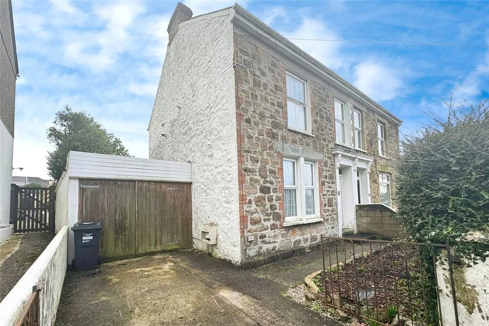 3 bed house for sale — Kings Road, Camborne, Cornwall, TR14
