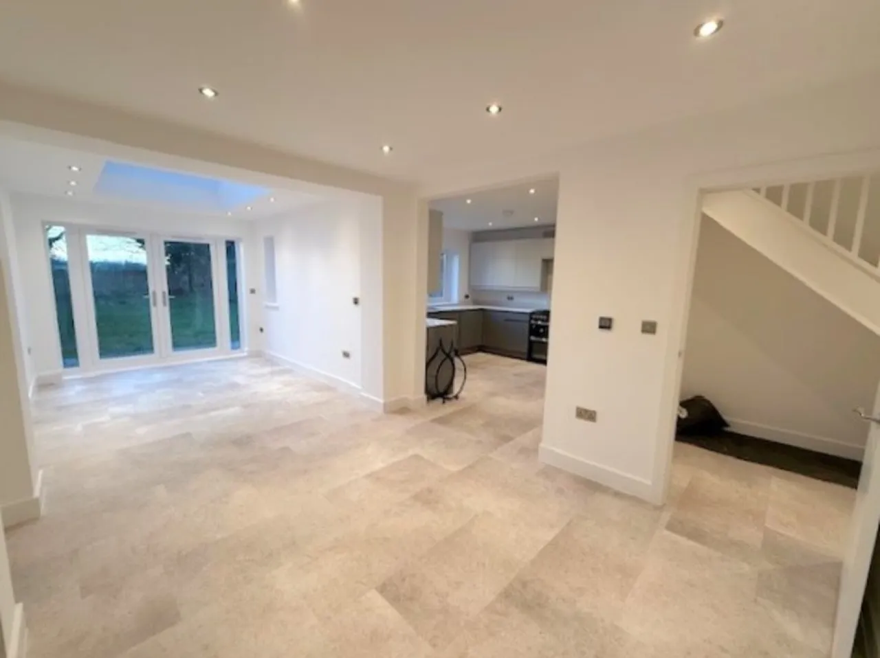 Low Road, Barrowby, NG32, photo 3