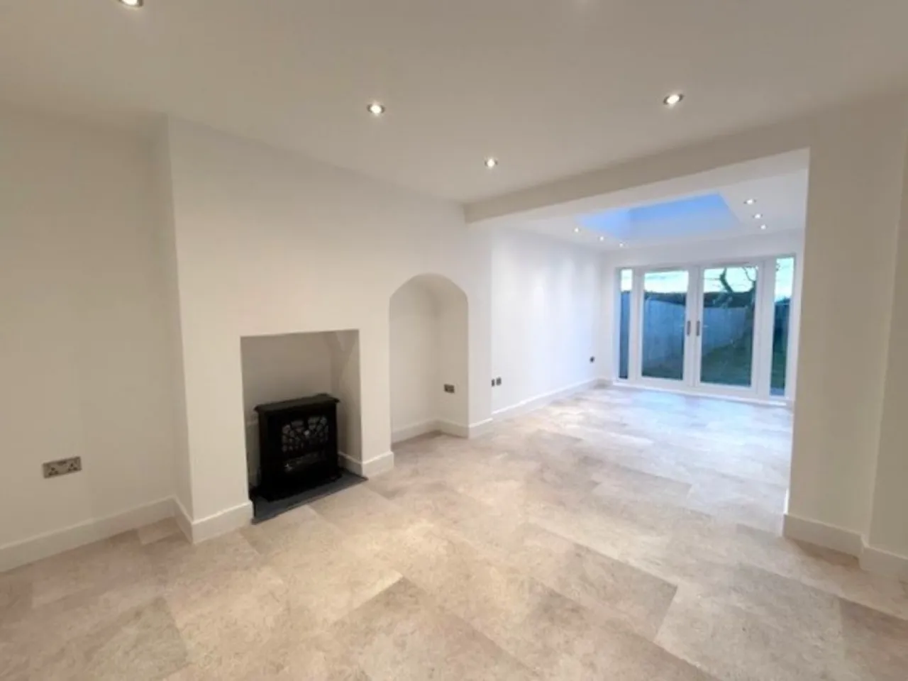 Low Road, Barrowby, NG32, photo 7