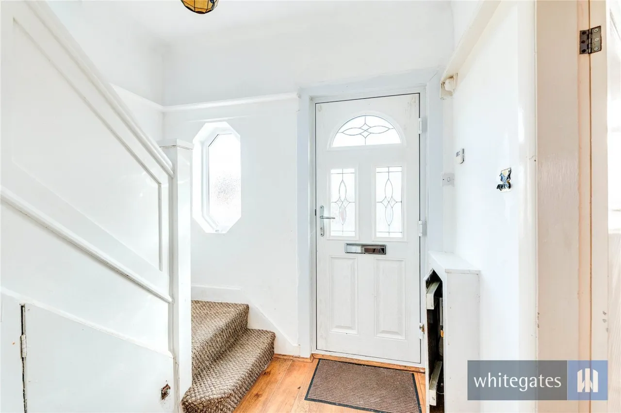 North Manor Way, Liverpool, L25, photo 2