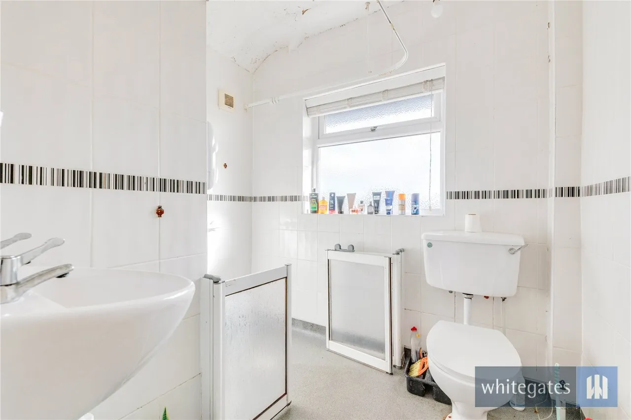 North Manor Way, Liverpool, L25, photo 20