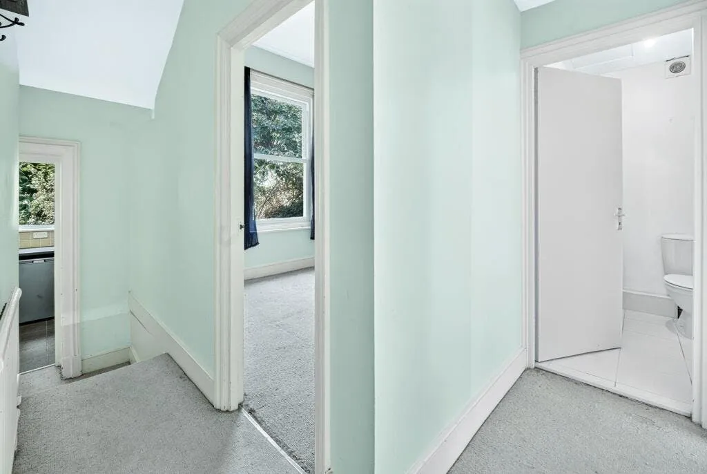 Rockmount Road, London, SE19, photo 18