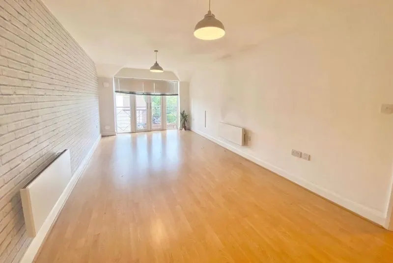 Old Watford Road, Bricket Wood, AL2, photo 5