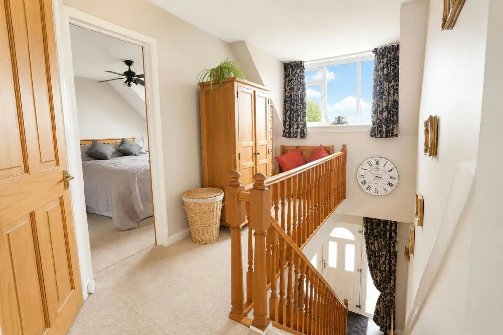 Silchester Road, Pamber Heath, RG26, photo 12