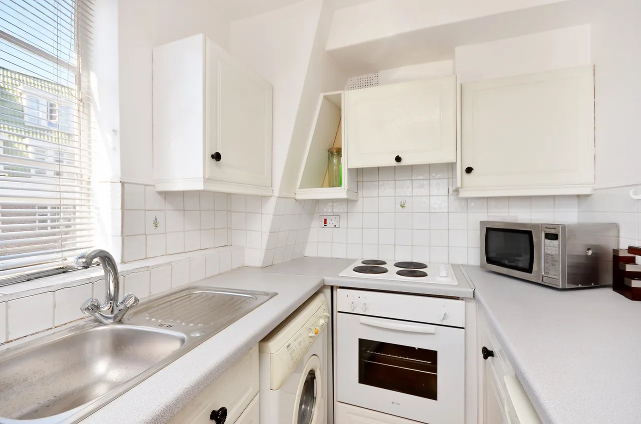 H5 Sloane Avenue Mansions, London, photo 3